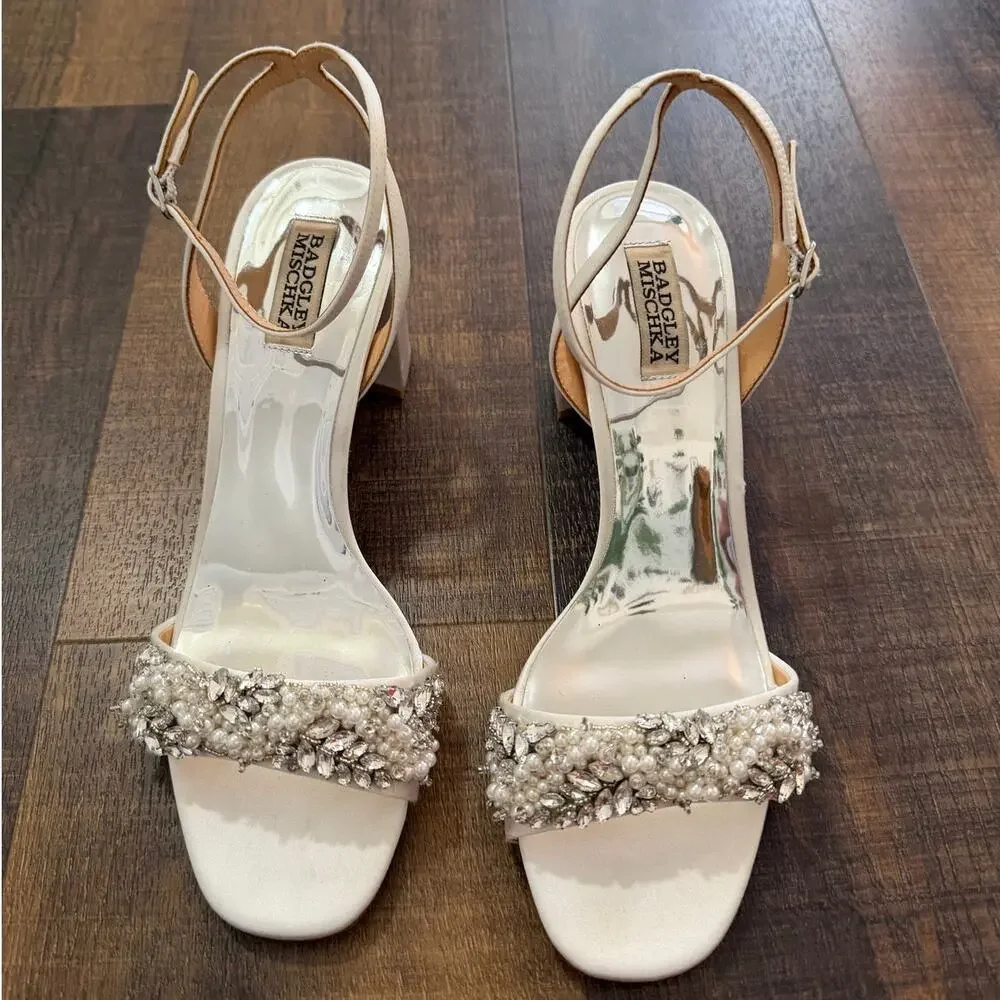 Badgley Mischka these badgley